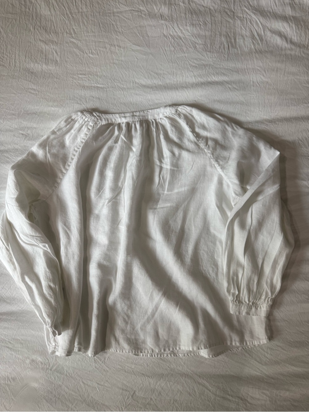 White 100% Linen Peasant Blouse Balloon Sleeve Petite Banana Republic - Picture 8 of 12